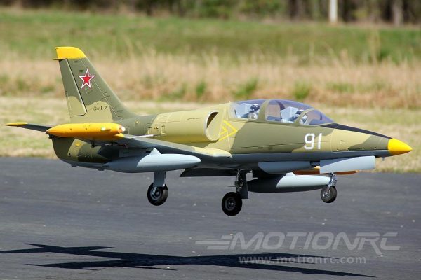 Freewing L-39 Albatros Camo High Performance 80mm EDF Jet - PNP Online Hot Sale